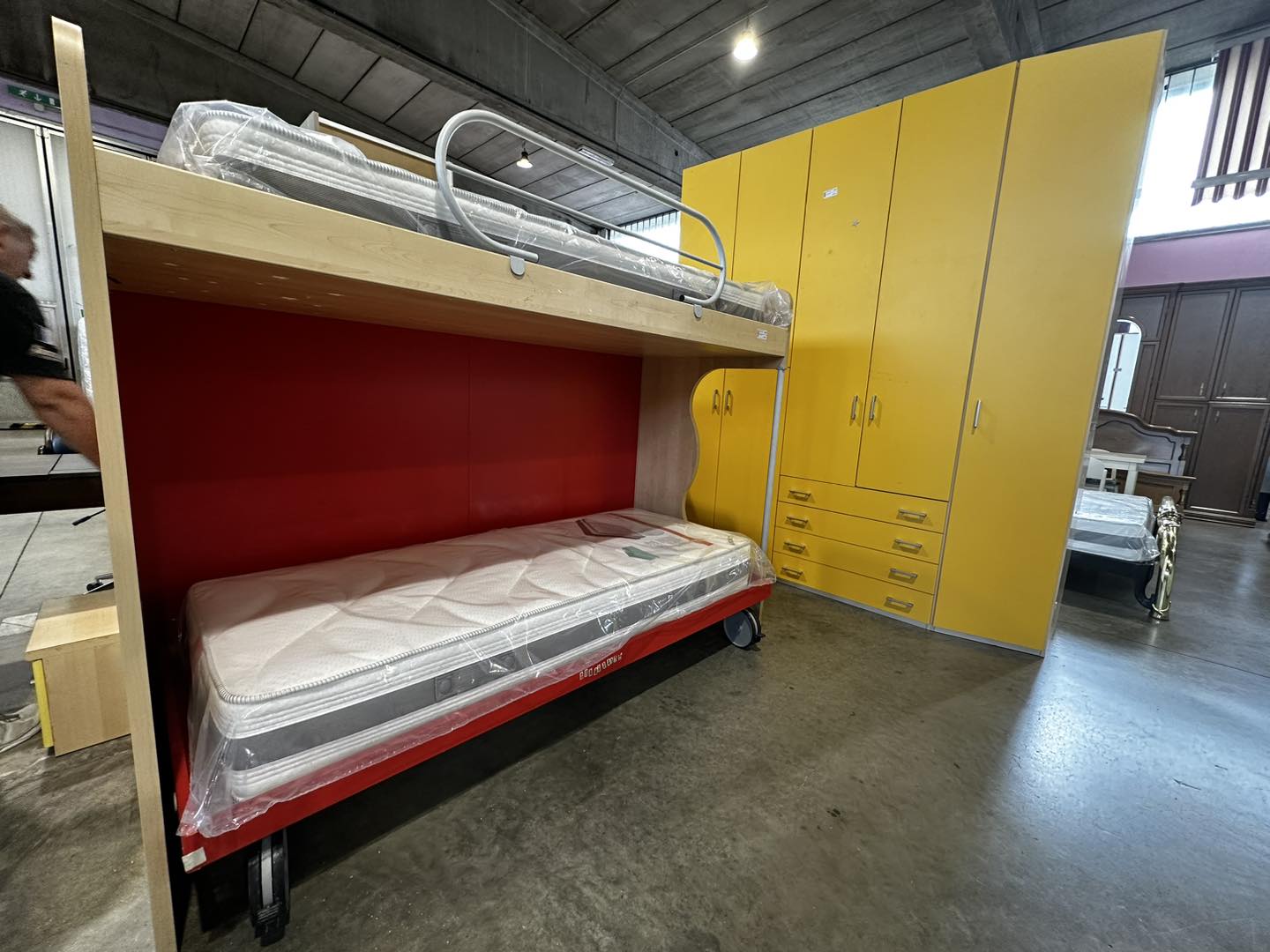 Cameretta con letto a castello