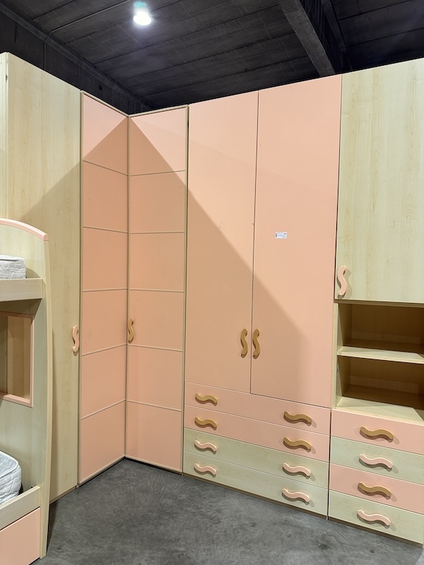 Cameretta rosa/frassino angolare con letti a castello - immagine 2