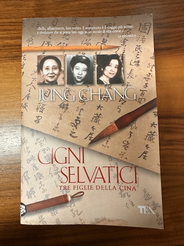 Libro "Cigni selvatici - Tre figlie della Cina" di Jung Chang