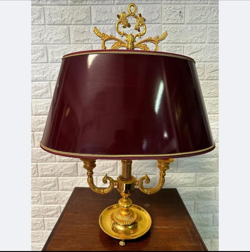 Lampada da tavolo "Selene" collezione "Heritage" di "Ludarte"
