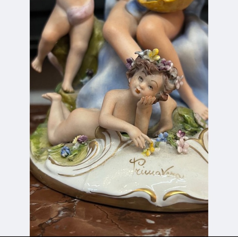 Coppia di statue prodotte da Cesare Villari per Capodimonte "Primavera" e "Prima carezza" - immagine 17