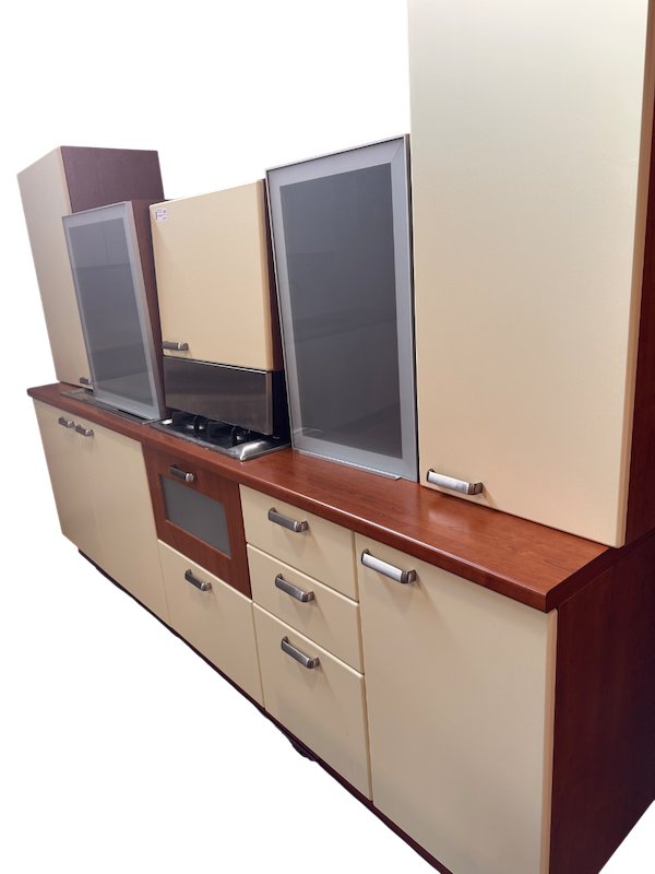 Cucina lineare ciliegio/beige - immagine 2