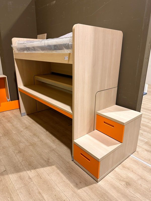 Letto a soppalco scorrevole frassino/arancione