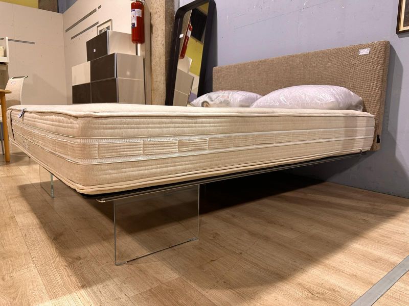 Letto matrimoniale LAGO Air con materasso Falomo Balance De Luxe